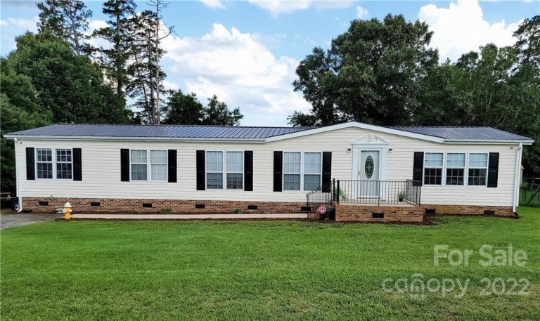 4811 Broken Pine Lane sold home in Grace Chapel Village, Granite Falls, NC