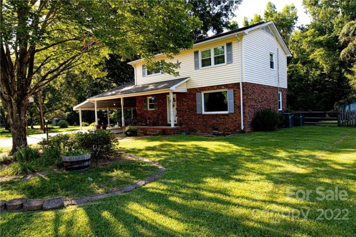 317 Crowell Lane sold home in Woodbrook, Salisbury, NC