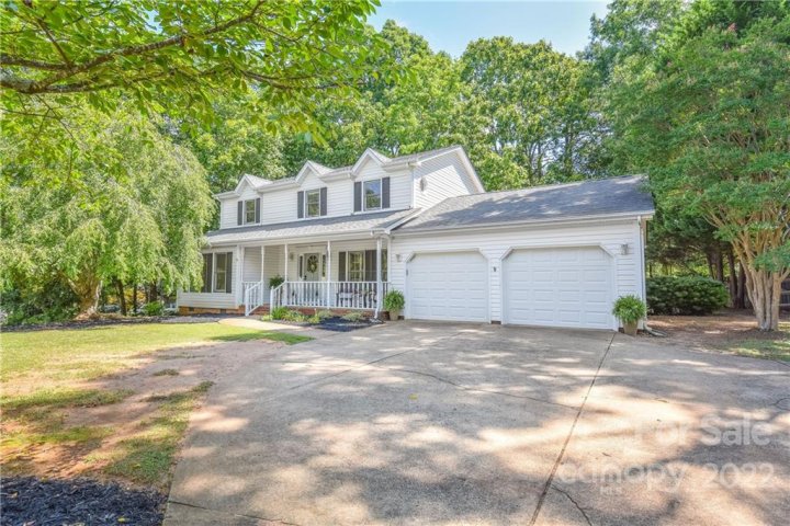 3000 Manchester Court sold home in Jefferson Woods, Gastonia, NC