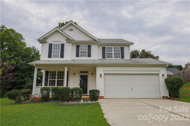122 Shining Armor Court sold home in Windsor Woods, Mooresville, NC