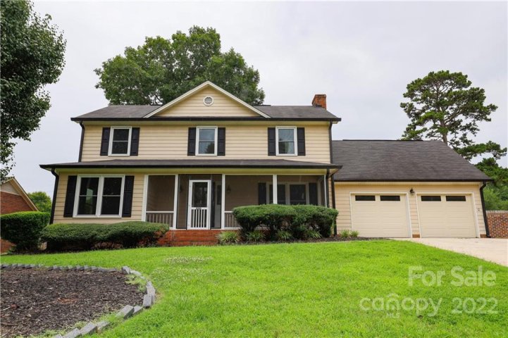 2221 Wynbourne Drive sold home in Jefferson Woods, Gastonia, NC