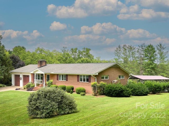 227 Gibbs Road sold home in Timber Ridge, Leicester, NC