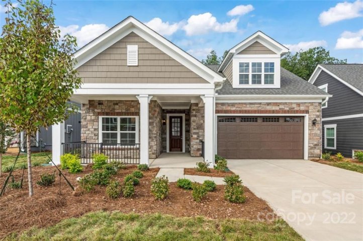 15025 Honeycutt Drive sold home in The Courtyards at Eastfield Farm, Huntersville, NC