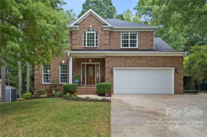 2815 Glen Summit Drive sold home in Providence Glen, Charlotte, NC