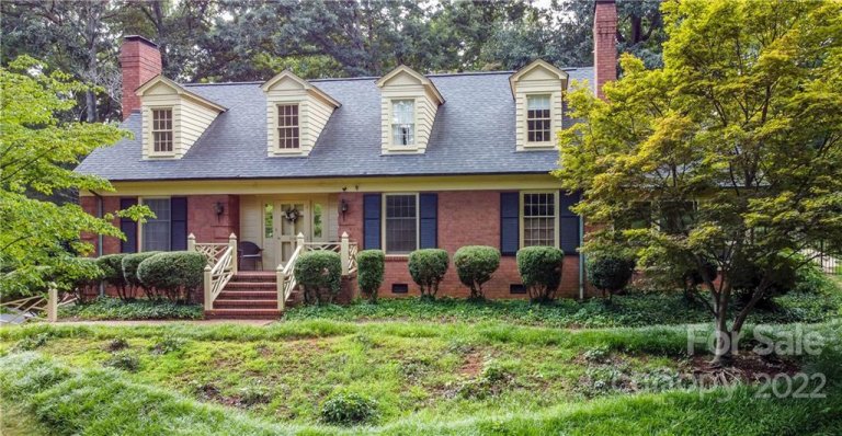 318 Valley Stream Road sold home in Valley Stream, Statesville, NC