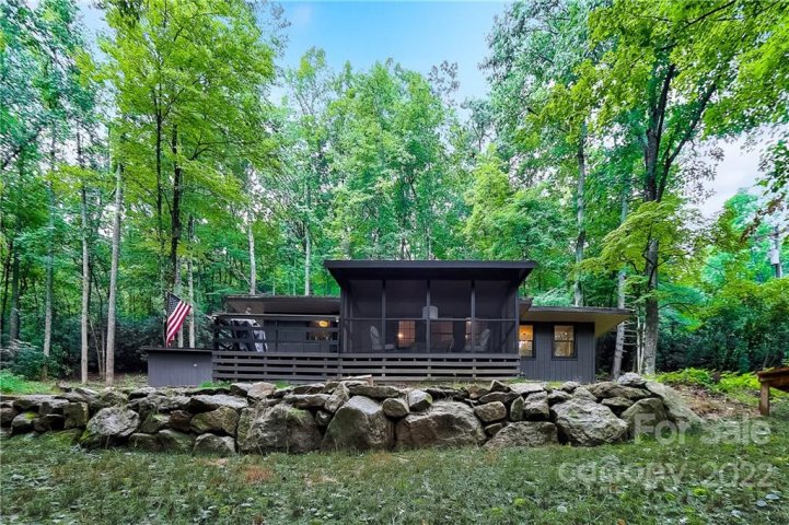 117 Bear Rock Road sold home in Bear Rock Mtn Estates, Hendersonville, NC