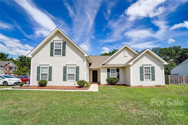 16009 Stuarts Draft Court sold home in McDowell Place, Charlotte, NC