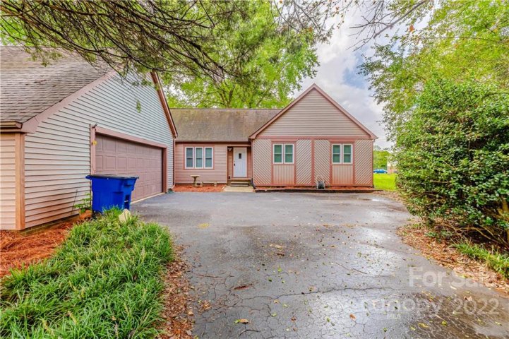 110 Brock Court sold home in Meadowview Estates, Statesville, NC