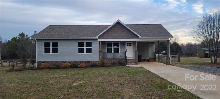 1720 Delview Road sold home in Terrace Estates, Cherryville, NC
