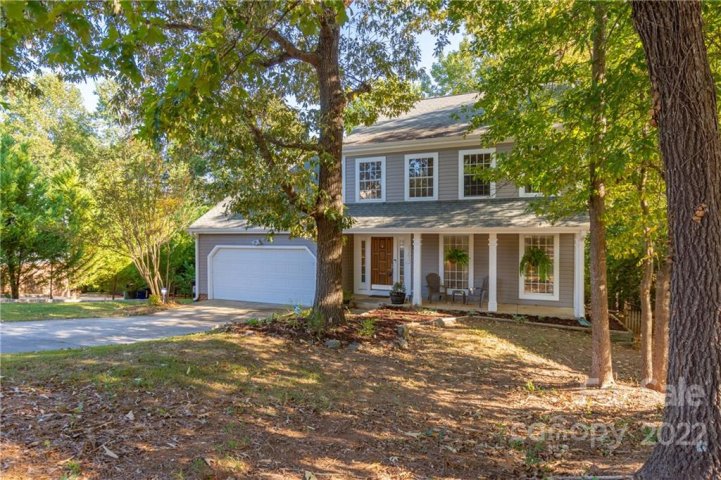 12612 Woodside Falls Road sold home in Woodside Falls, Pineville, NC