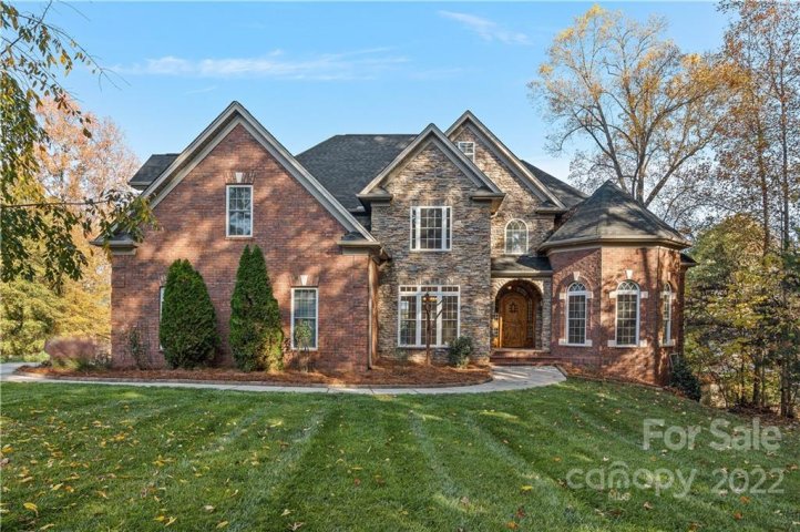 131 Palos Verde Drive sold home in Palos Verde Estates, Mooresville, NC