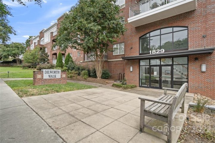 1829 Kenilworth Avenue 303 sold home in Dilworth Walk, Charlotte, NC