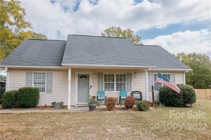 912 Forest Drive sold home in Whispering Pines, Marshville, NC