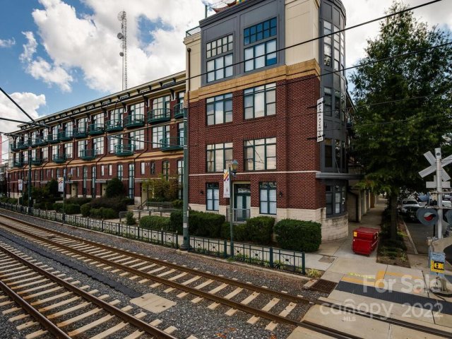 115 E Park Avenue 304 sold home in Park Avenue Condominiums, Charlotte, NC