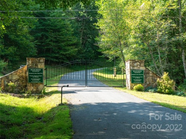 0000 North View Trail 1,2,3,4,5,6,7,8, sold home in Bear Ridge, Bakersville, NC