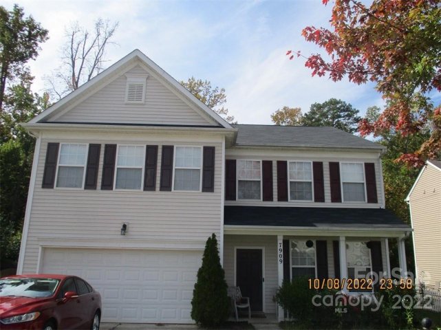 7909 Bushy Creek Drive sold home in Avery Glen, Charlotte, NC