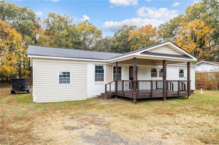 116 Booker Street sold home in Highland Park, Wingate, NC