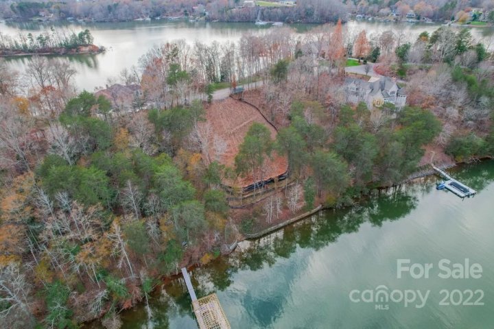289 Windemere Isle Road sold home in Windemere Island, Statesville, NC