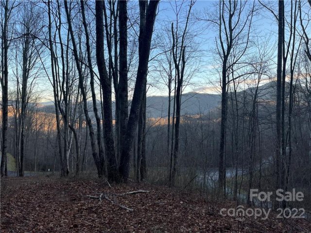 Lot 21 Mountain Watch Drive sold home in Mountain Watch, Waynesville, NC