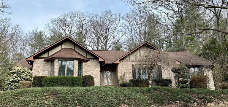 4 Claremont Drive sold home in Claremont, Flat Rock, NC