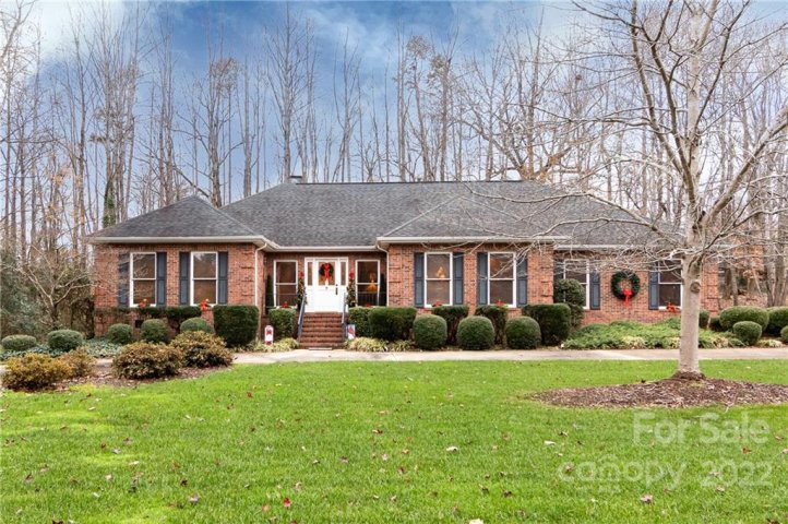 2132 Londonderry Drive sold home in Jefferson Woods, Gastonia, NC