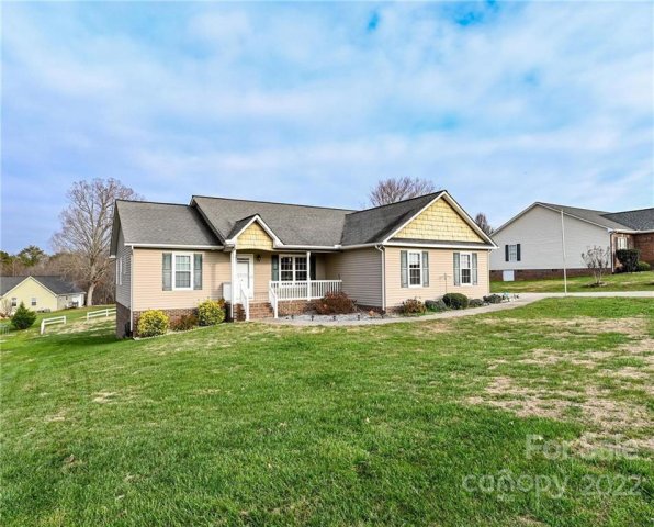 5122 S Oak Circle sold home in Twin Oaks, Granite Falls, NC
