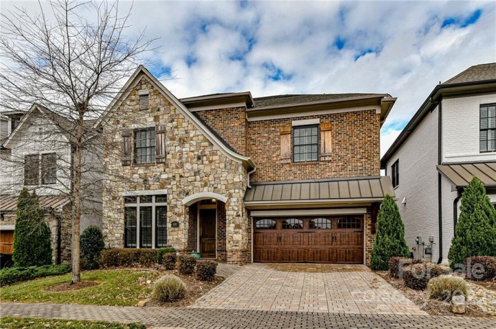 4315 Calvet Court sold home in Avignon at Southpark, Charlotte, NC