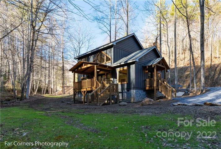673 Laurel Branch Road sold home in Twin Oaks Estate, Waynesville, NC