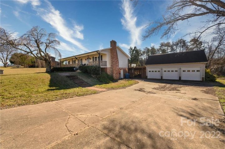 3352 47th Avenue Place sold home in Catawba Forest, Hickory, NC
