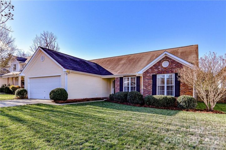 2008 Westminster Lane 105 sold home in Buckingham, Matthews, NC