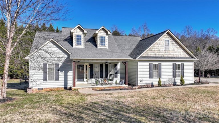 121 Whitehall Lane sold home in Meadowcreek Estates, Hudson, NC
