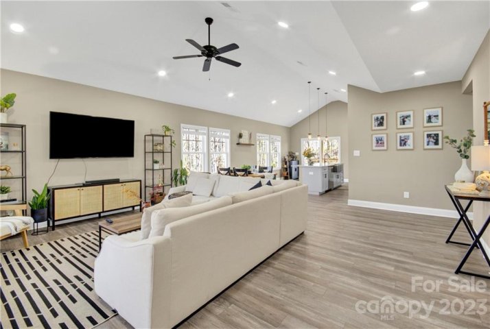 1310 Western Hills Lane sold home in Westerly Hills, Vale, NC