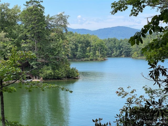 Lot 42 Peninsula Drive sold home in Mountain Park at Lake Adger, Mill Spring, NC