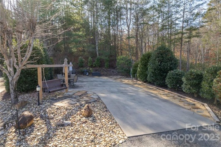 153 Cornell Circle sold home in Apple Valley Farms, Lake Lure, NC