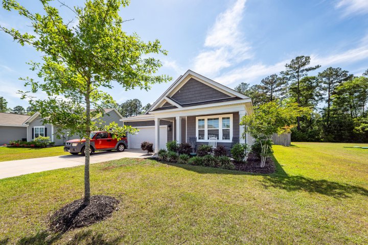 1270 Wading Point Boulevard active home in French Quarter Creek, Huger, SC