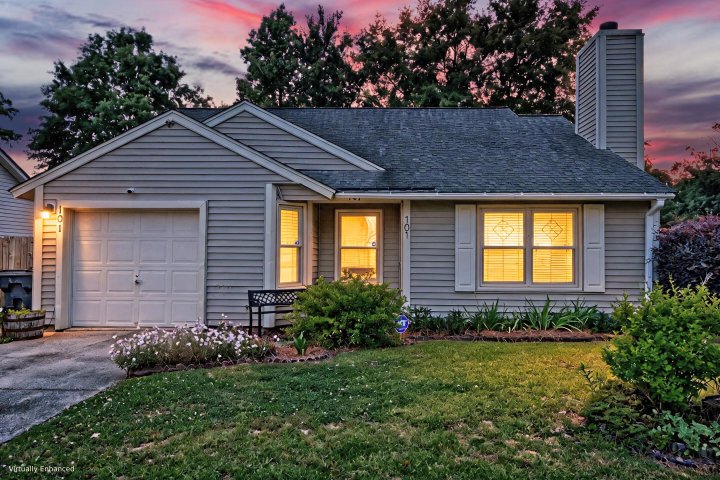 101 Coventry Road pending home in Sangaree, Summerville, SC