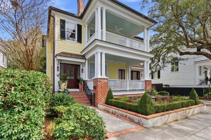 64 Lenwood Boulevard Apt C active home in South Of Broad, Charleston, SC