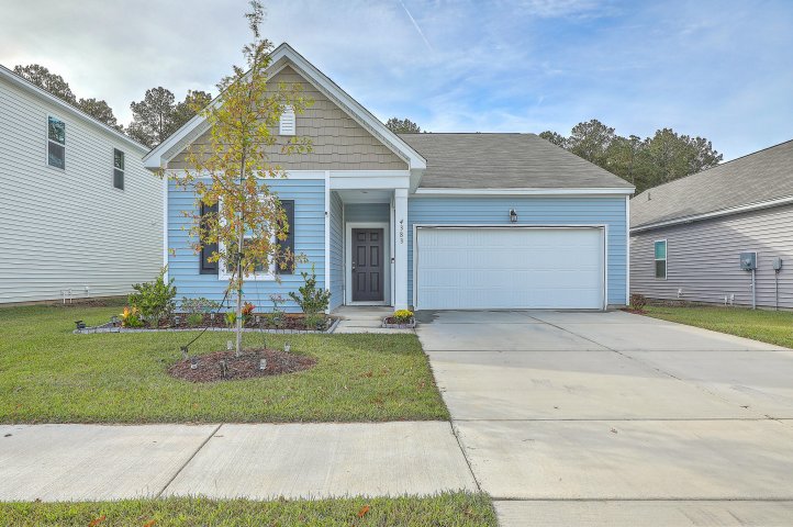 4383 Ocean Farm Drive active home in Watson Hill, Summerville, SC