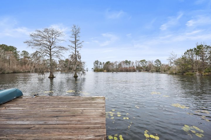 A home in General Moultrie, Bonneau