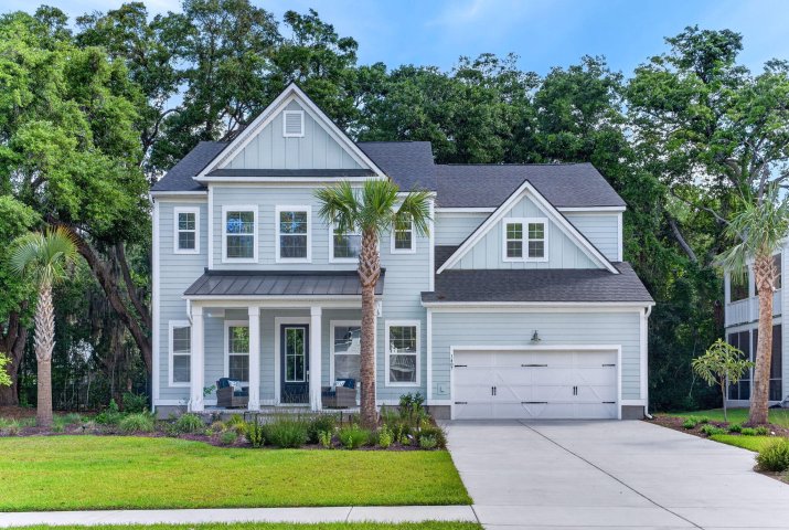 A home in Fiddlers Cove, Mount Pleasant