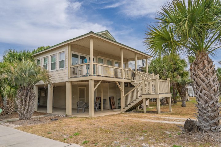 Homes in Edisto Beach, Edisto Beach