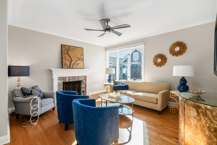 156 Tradd Street pending home in South Of Broad, Charleston, SC