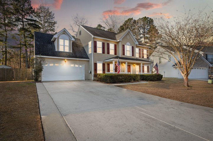9360 S Moreto Circle pending home in Wescott Plantation, Summerville, SC