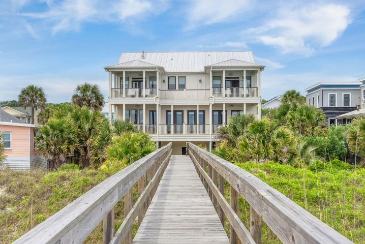 A home in Folly Beach, Folly Beach