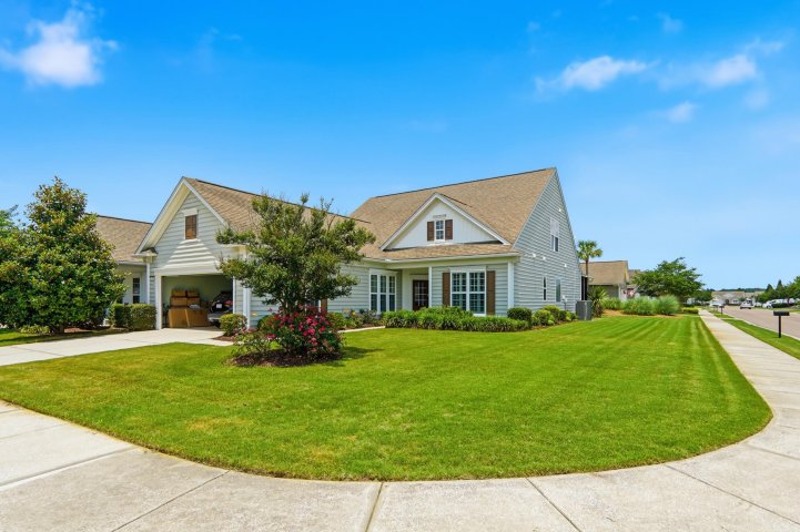 554 Tranquil Waters Way active home in Cane Bay Plantation, Summerville, SC