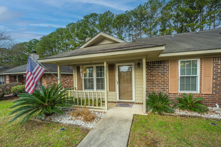 721 Temple Road A active home in College Park Duplexes, Ladson, SC