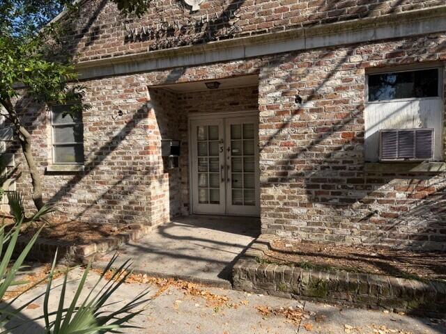 34 Pitt Street pending home in Harleston Village, Charleston, SC