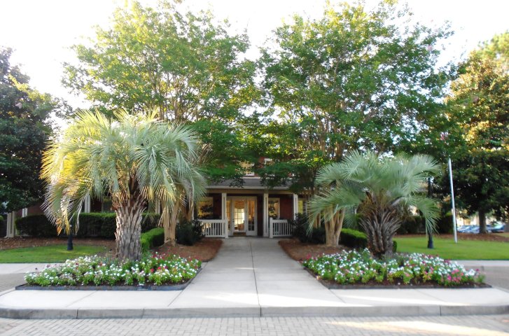 1600 Long Grove Drive 228 active home in Long Grove, Mount Pleasant, SC