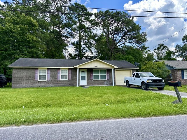 9880 Berrywood Drive pending home in Woodside Manor, Ladson, SC