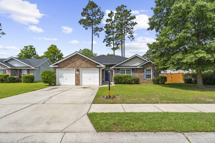 1311 Lantern Road active home in Sangaree, Summerville, SC